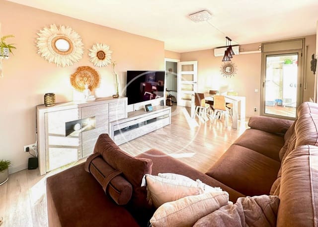 3 bedroom Apartment for sale in Rubí - € 430,000 (Ref: 8986648)