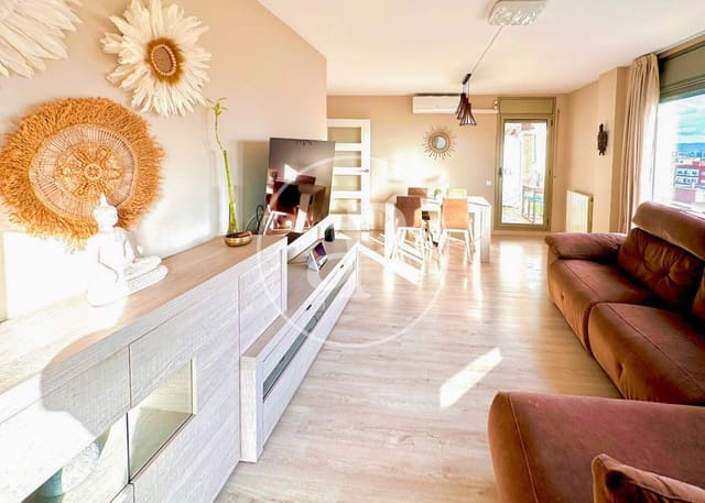 3 bedroom Apartment for sale in Rubí - € 430,000 (Ref: 8986648)