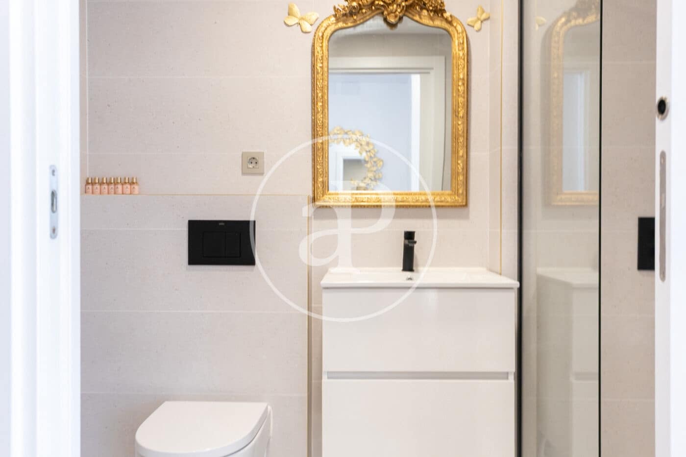 Apartamento para venda em Montgat com piscina - 905 000 € (Ref: 8986654)