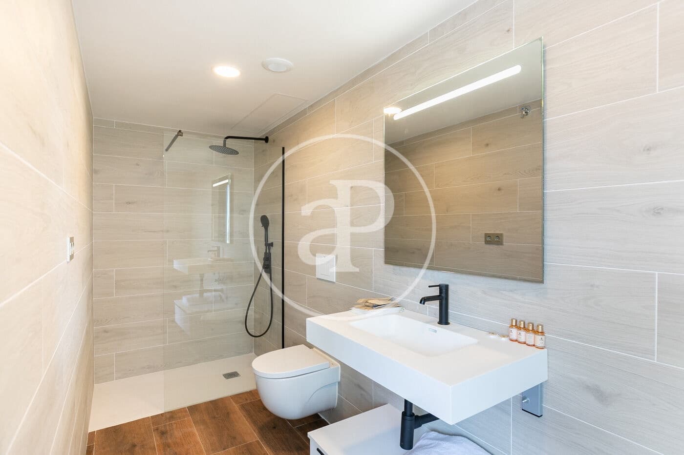 Apartamento para venda em Montgat com piscina - 905 000 € (Ref: 8986654)