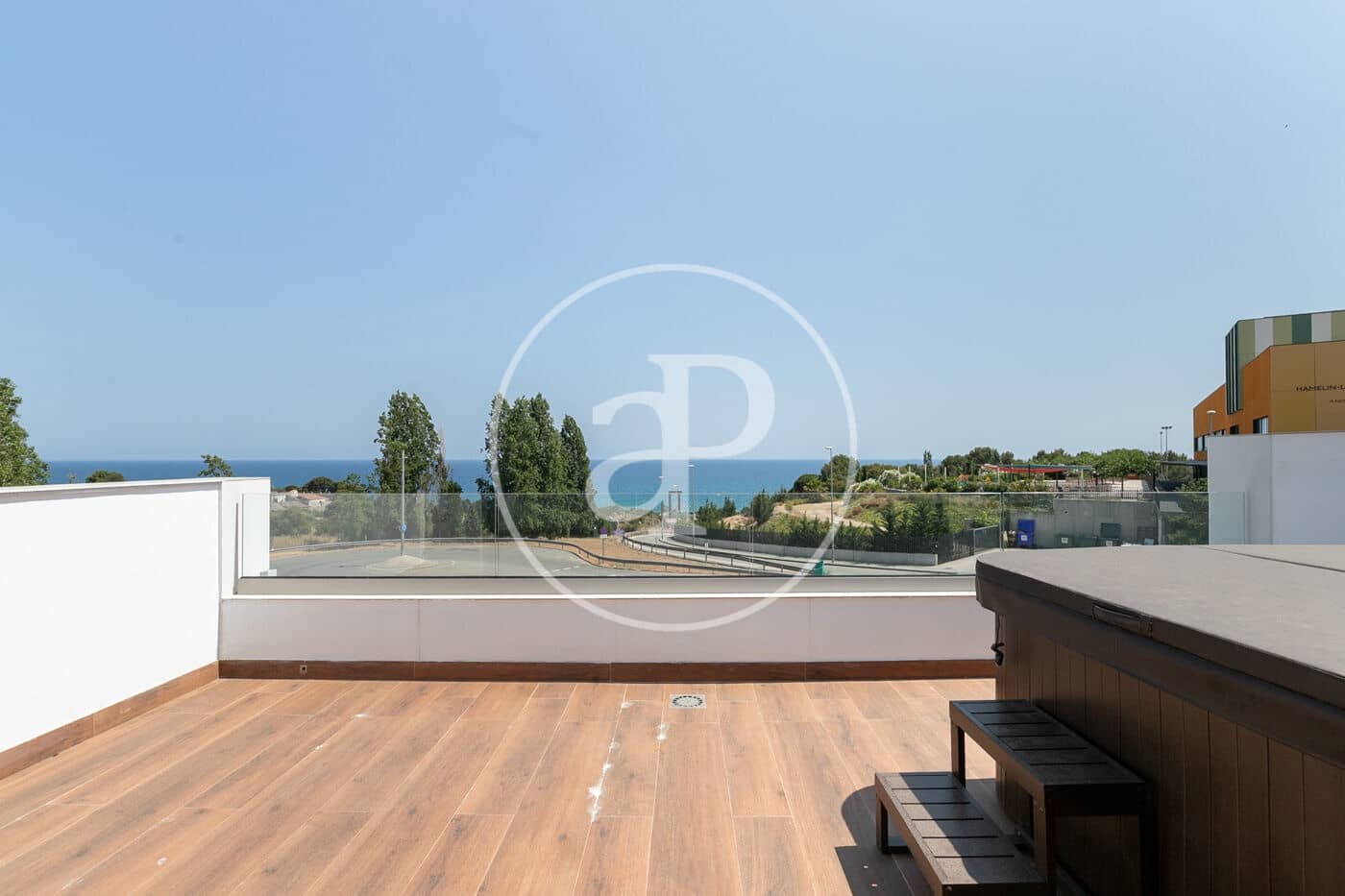 Lejlighed til salg i Montgat med swimmingpool - € 905.000 (Ref: 8986656)