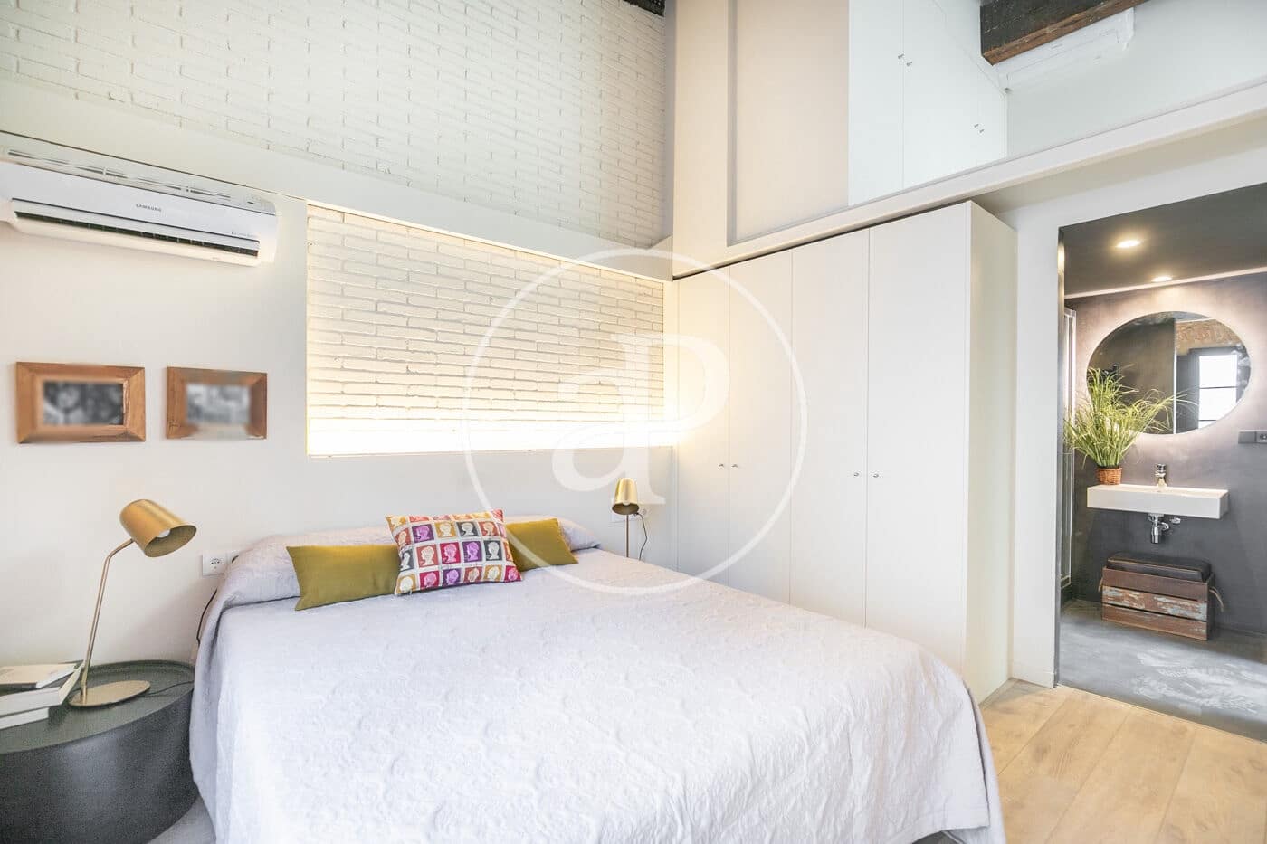 Lejlighed til salg i Barcelona by med swimmingpool - € 448.000 (Ref: 8986665)