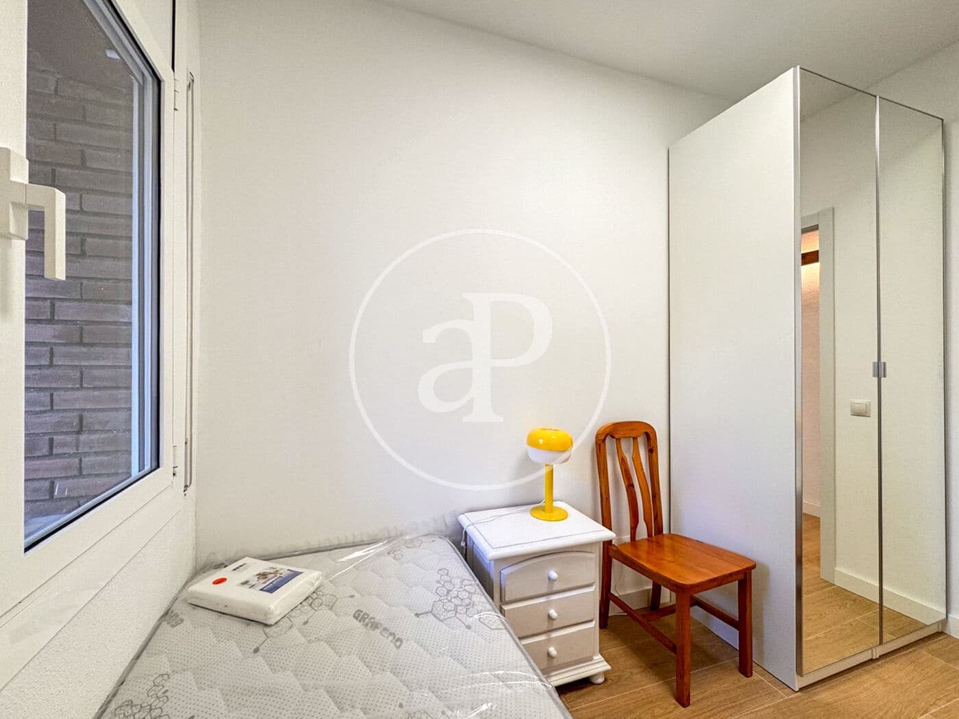 4 quarto Apartamento para arrendar em Barcelona cidade - 2 795 € (Ref: 8986673)