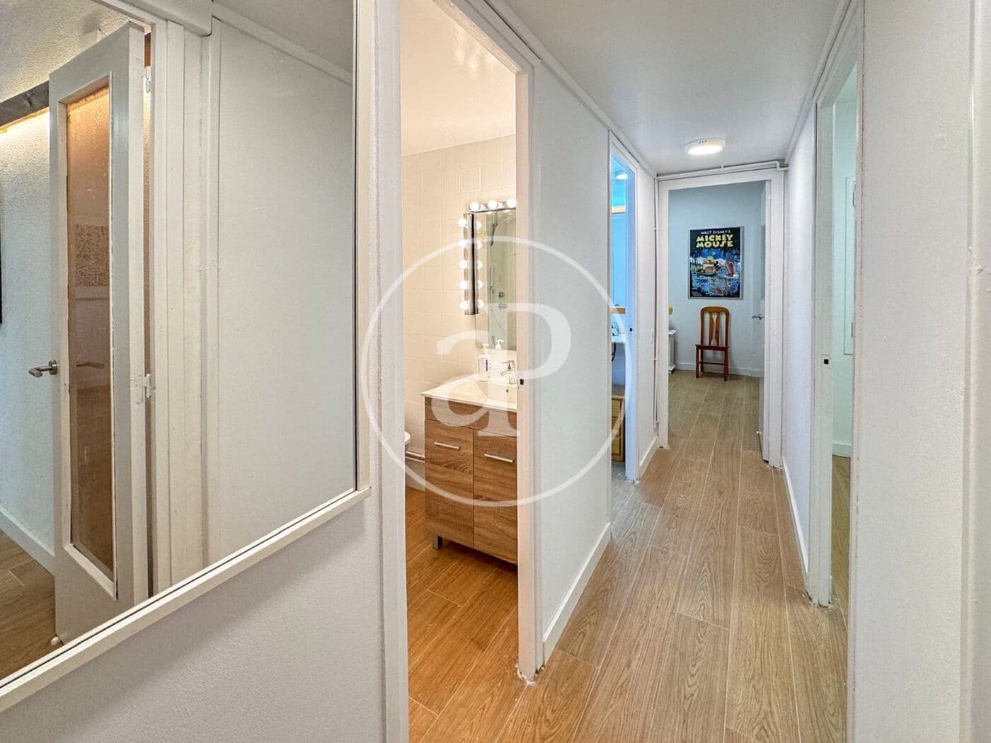 4 quarto Apartamento para arrendar em Barcelona cidade - 2 795 € (Ref: 8986673)