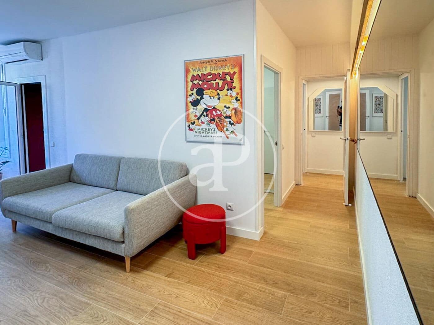 4 quarto Apartamento para arrendar em Barcelona cidade - 2 795 € (Ref: 8986673)