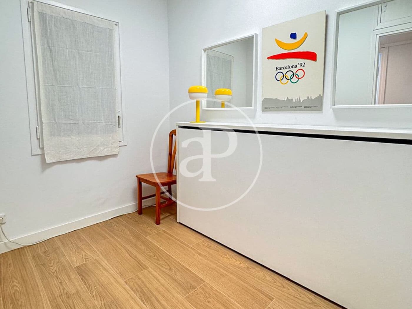 4 quarto Apartamento para arrendar em Barcelona cidade - 2 795 € (Ref: 8986673)