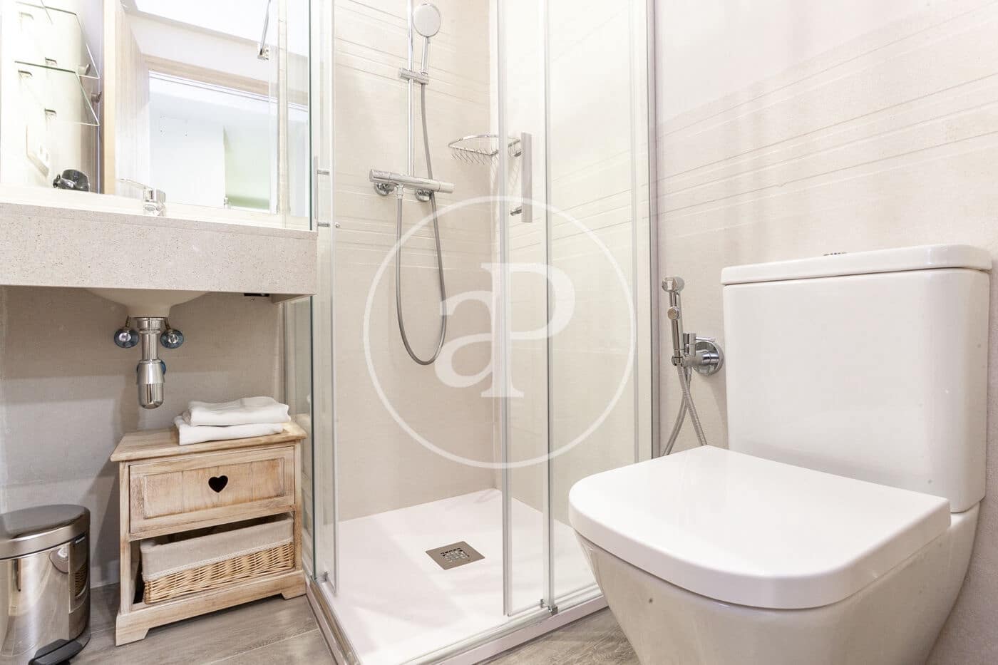 2 Zimmer Apartment zu vermieten in Barcelona Stadt - 2.500 € (Ref: 8986676)