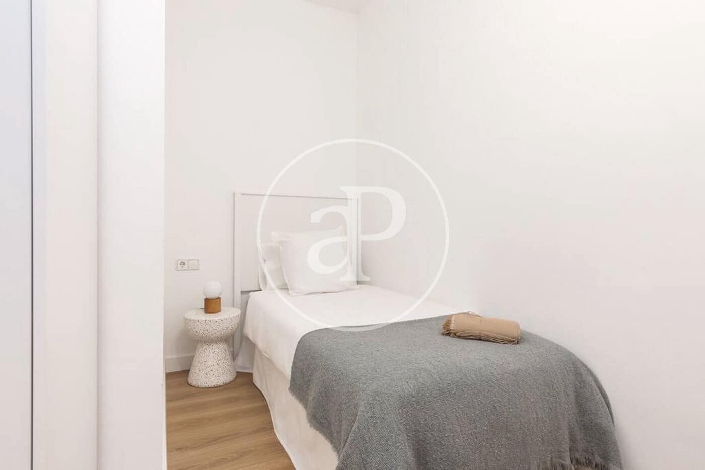 5 soverom Leilighet til leie i Barcelona by - € 4 500 (Ref: 8986677)