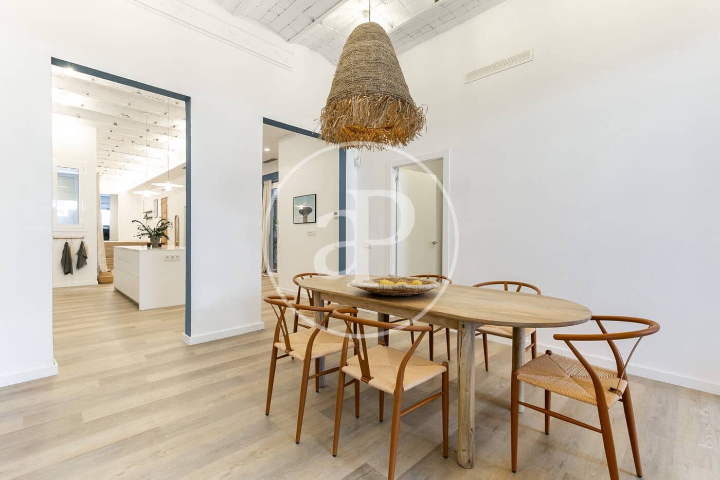 3 quarto Apartamento para arrendar em Barcelona cidade - 3 500 € (Ref: 8986682)