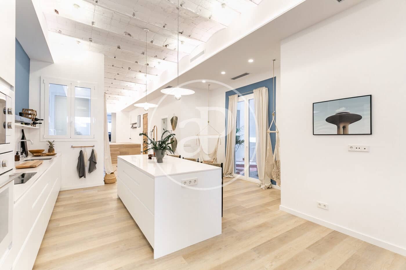 3 quarto Apartamento para arrendar em Barcelona cidade - 3 500 € (Ref: 8986682)