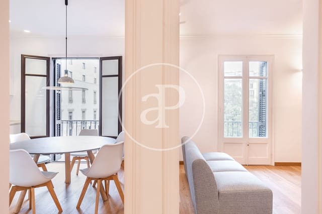 5 soveværelse Lejlighed til leje i El Barri Gòtic, Barcelona by - € 3.150 (Ref: 8986683)