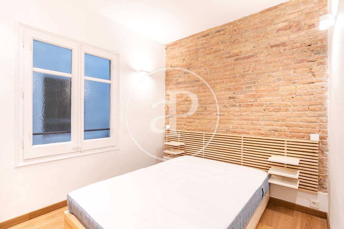 Appartement de 5 chambres à louer à Barcelone ville - 3 150 € (Ref: 8986683)