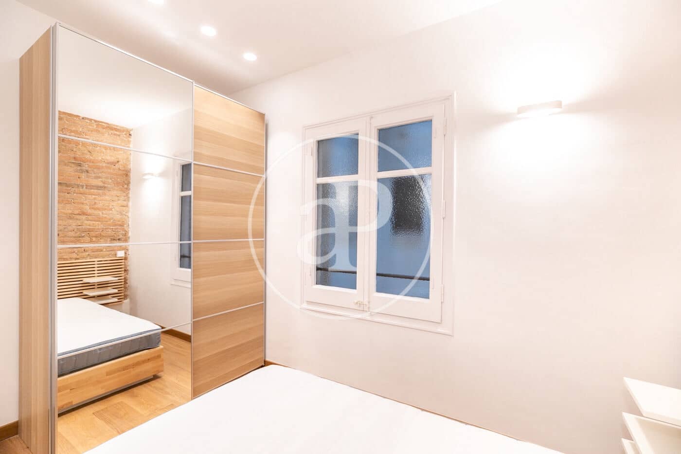 Appartement de 5 chambres à louer à Barcelone ville - 3 150 € (Ref: 8986683)