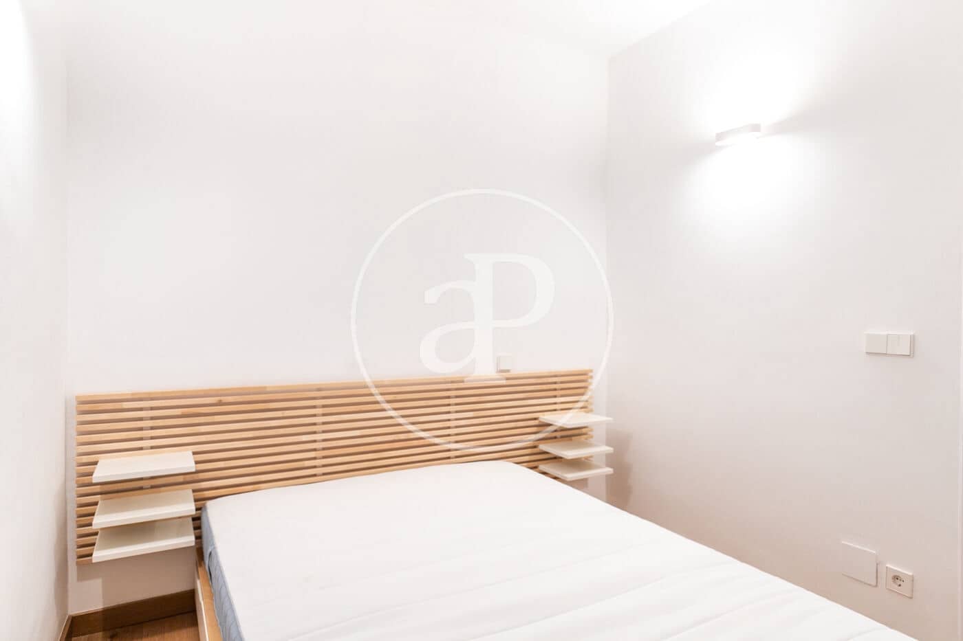 Appartement de 5 chambres à louer à Barcelone ville - 3 150 € (Ref: 8986683)