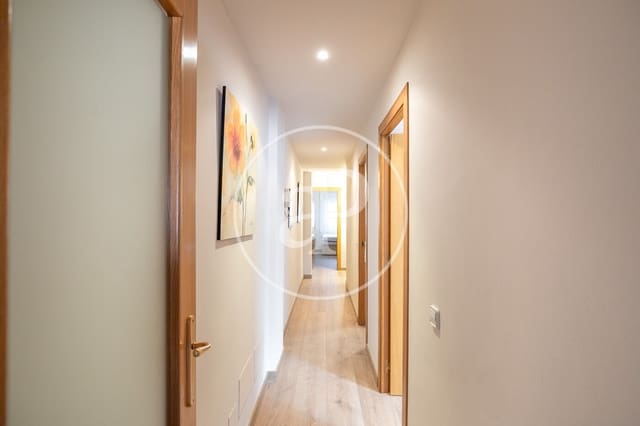 3 bedroom Apartment for rent in La Nova Esquerra de L'Eixample, Barcelona city - € 2,500 (Ref: 8986684)