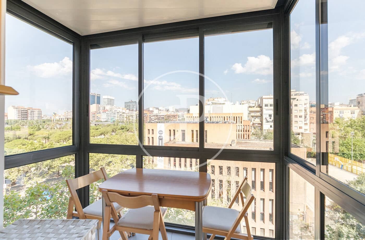 3 bedroom Apartment for rent in Barcelona city - € 2,500 (Ref: 8986684)