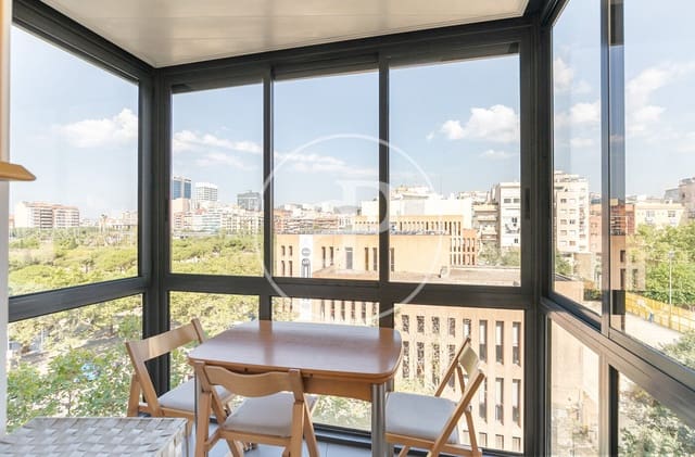 3 bedroom Apartment for rent in La Nova Esquerra de L'Eixample, Barcelona city - € 2,500 (Ref: 8986684)