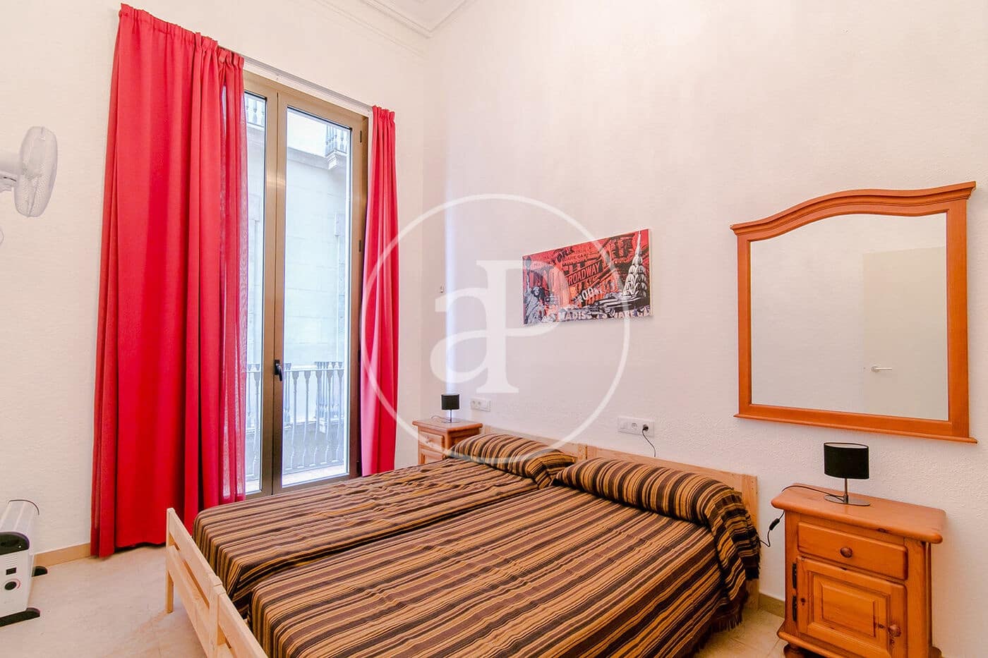 Apartamento de 4 habitaciones en Barcelona ciudad en alquiler - 3.200 € (Ref: 8986687)