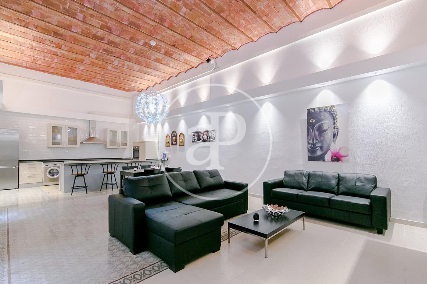 Apartamento de 4 habitaciones en Barcelona ciudad en alquiler - 3.200 € (Ref: 8986687)