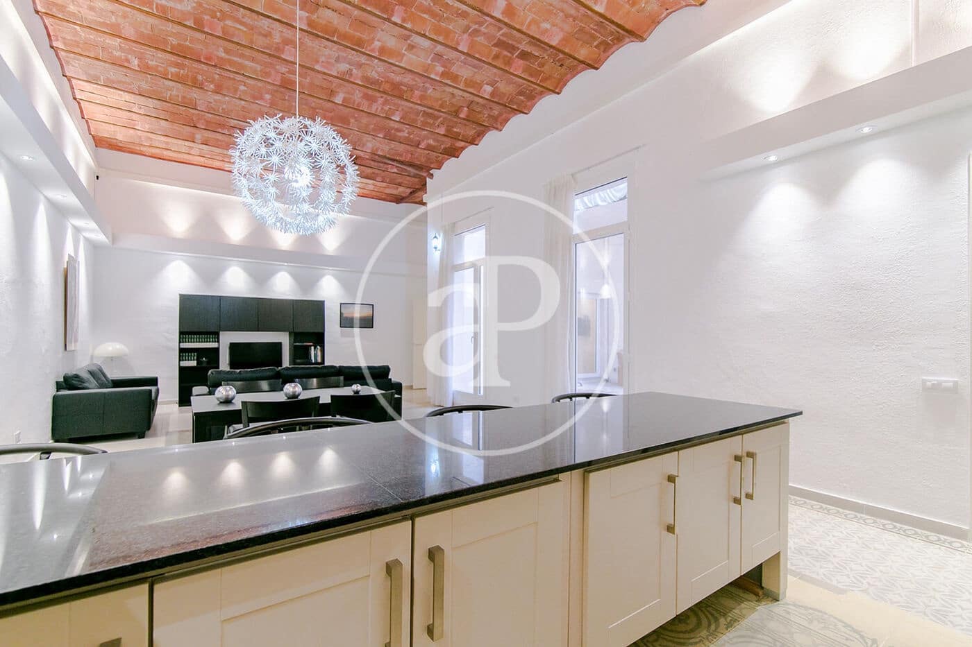 Apartamento de 4 habitaciones en Barcelona ciudad en alquiler - 3.200 € (Ref: 8986687)