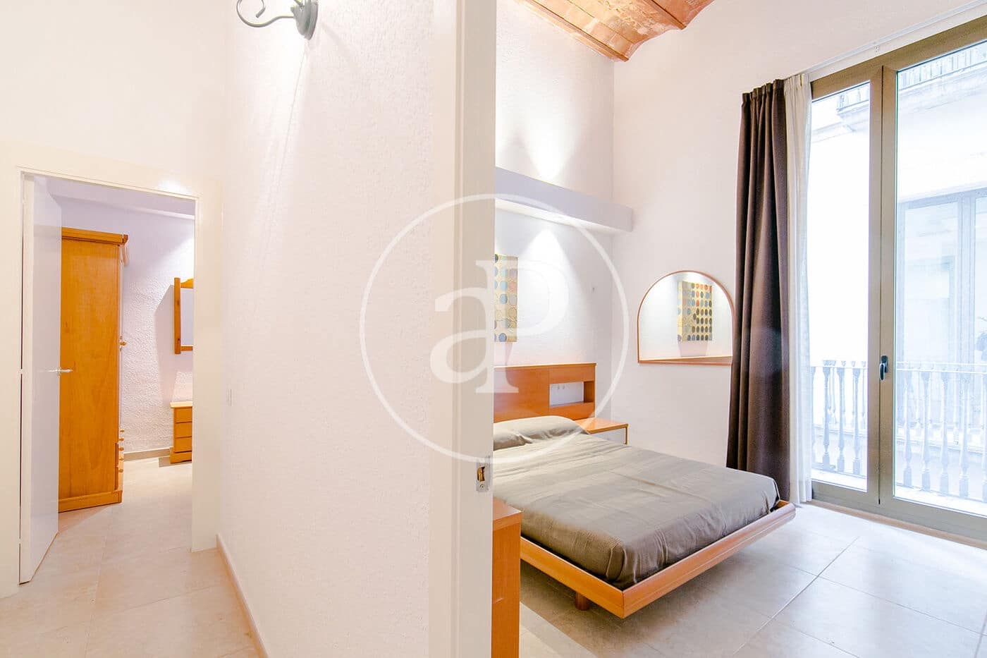 Apartamento de 4 habitaciones en Barcelona ciudad en alquiler - 3.200 € (Ref: 8986687)