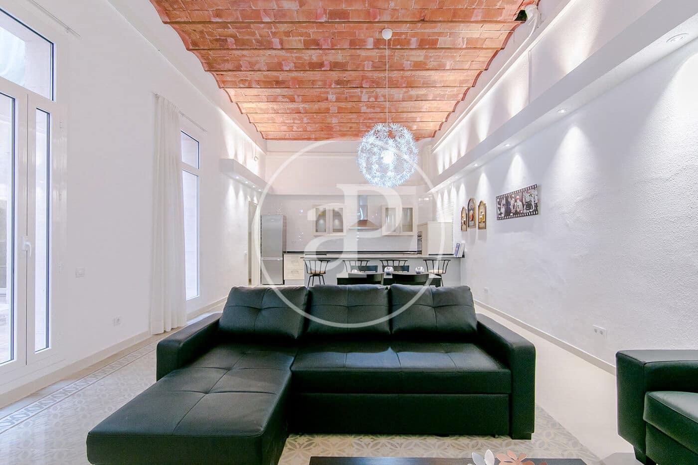 Apartamento de 4 habitaciones en Barcelona ciudad en alquiler - 3.200 € (Ref: 8986687)
