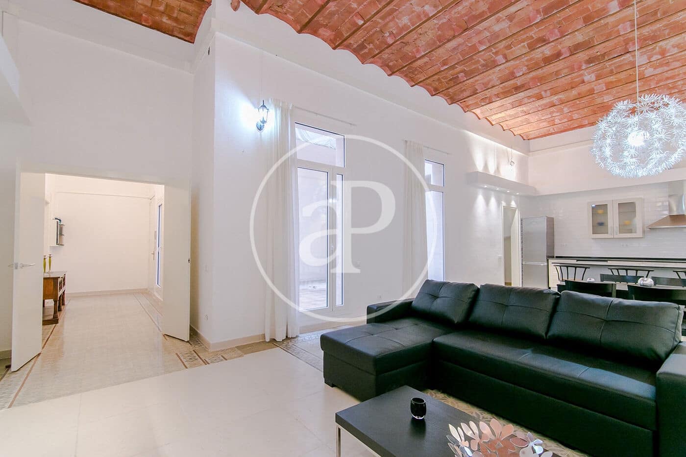 Apartamento de 4 habitaciones en Barcelona ciudad en alquiler - 3.200 € (Ref: 8986687)