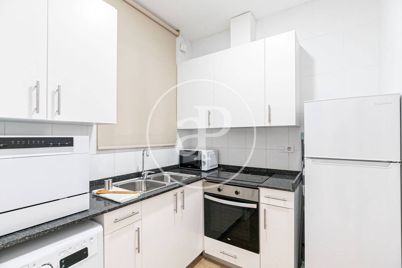 2 Zimmer Apartment zu vermieten in Barcelona Stadt - 2.400 € (Ref: 8986692)