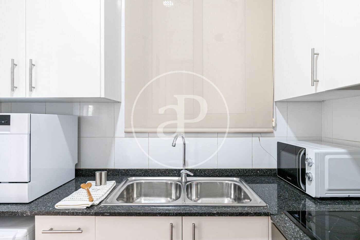 2 Zimmer Apartment zu vermieten in Barcelona Stadt - 2.400 € (Ref: 8986692)