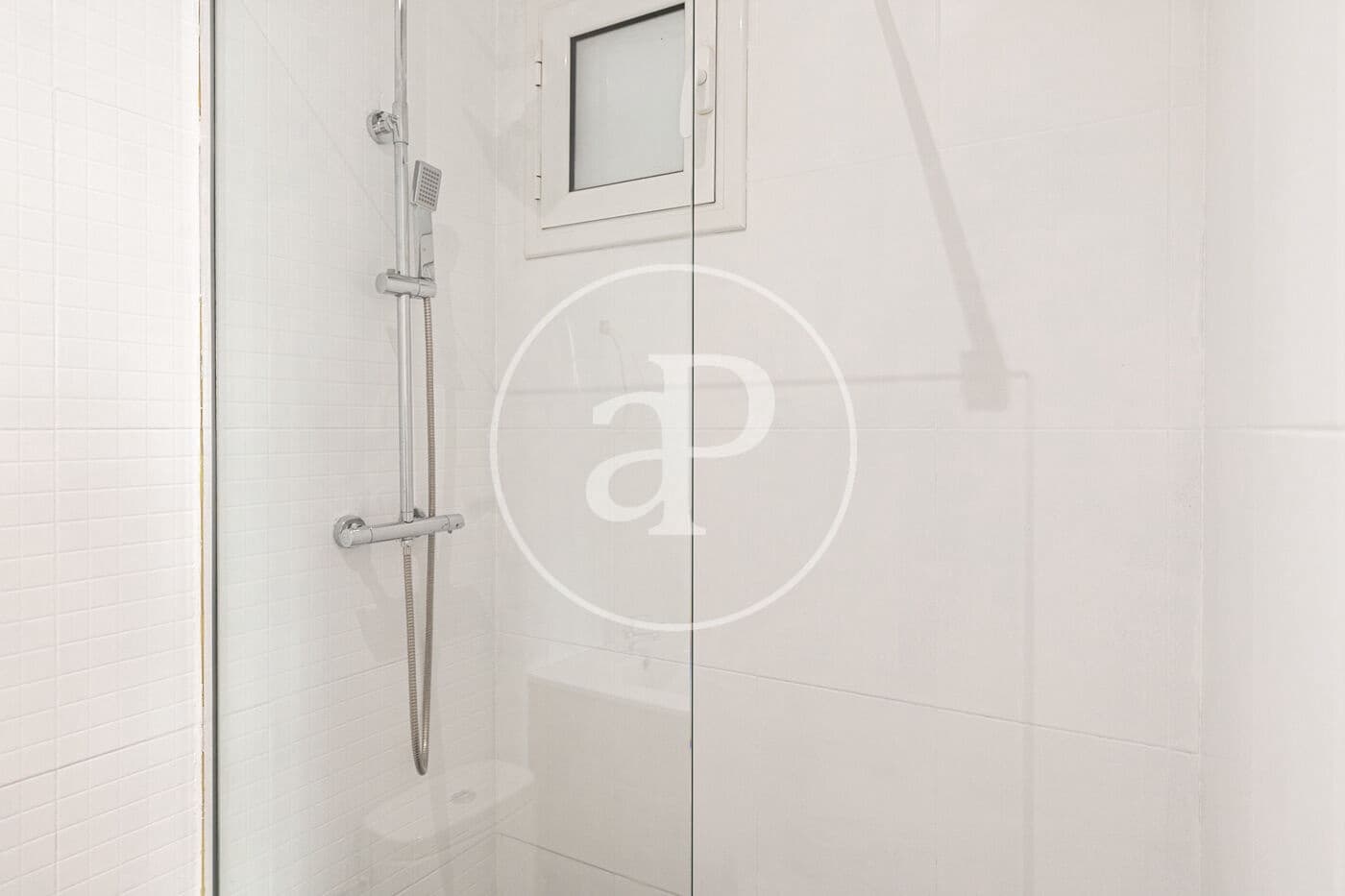 2 Zimmer Apartment zu vermieten in Barcelona Stadt - 2.400 € (Ref: 8986692)