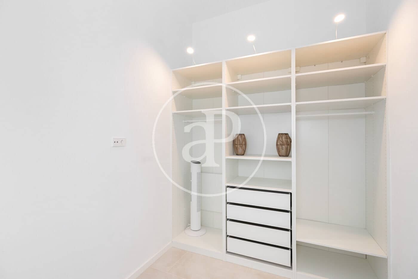2 bedroom Apartment for rent in Barcelona city - € 1,700 (Ref: 8986695)