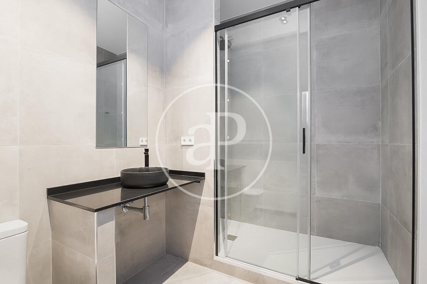 2 makuuhuone Huoneisto vuokrattavana paikassa Barcelona kaupunki - 2 100 € (Ref: 8986697)