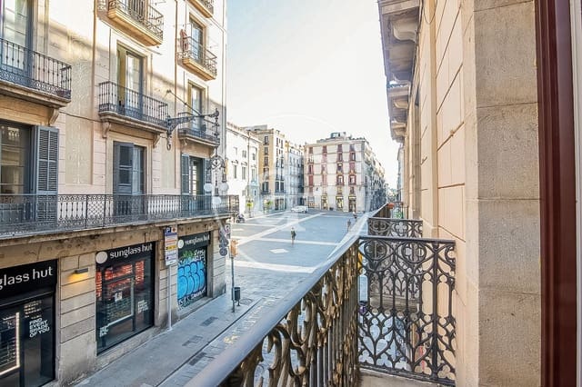 2 makuuhuone Huoneisto vuokrattavana paikassa El Barri Gòtic, Barcelona kaupunki - 2 100 € (Ref: 8986697)