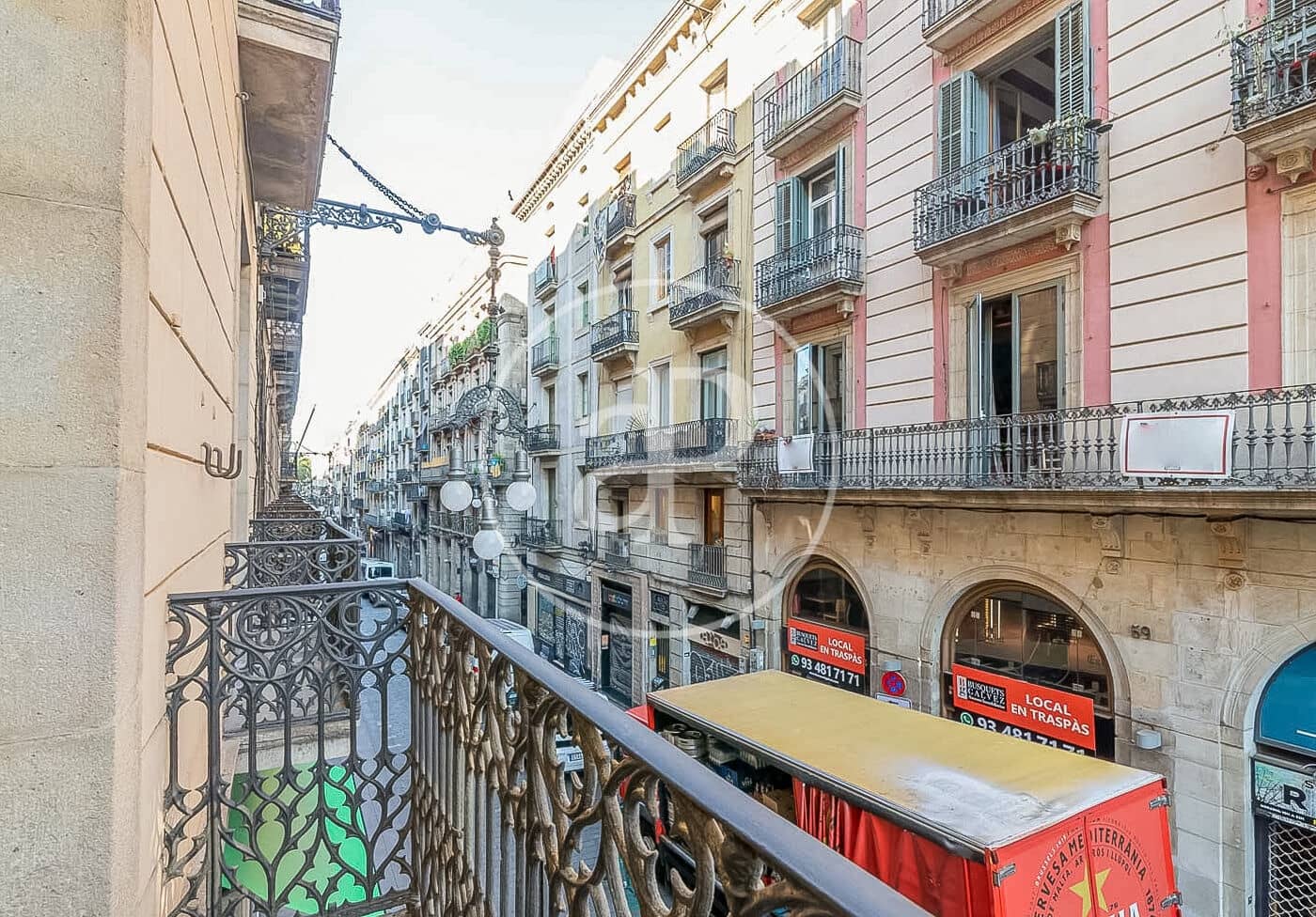 2 makuuhuone Huoneisto vuokrattavana paikassa Barcelona kaupunki - 2 100 € (Ref: 8986697)