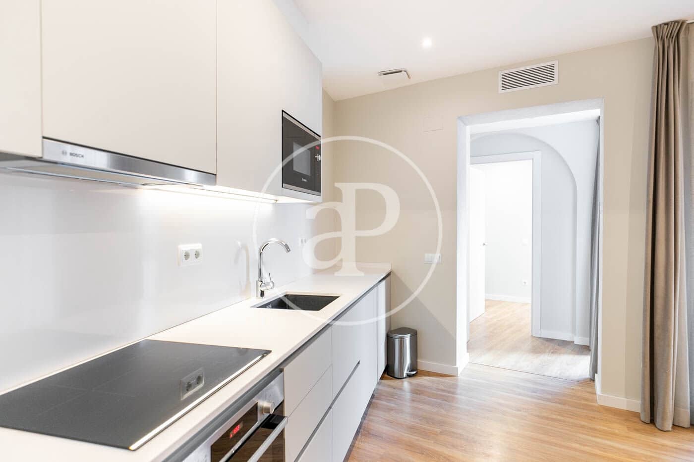 2 Zimmer Apartment zu vermieten in Barcelona Stadt - 2.150 € (Ref: 8986699)