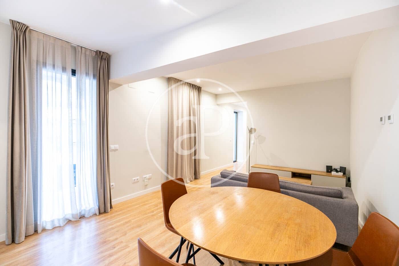 2 Zimmer Apartment zu vermieten in Barcelona Stadt - 2.150 € (Ref: 8986699)