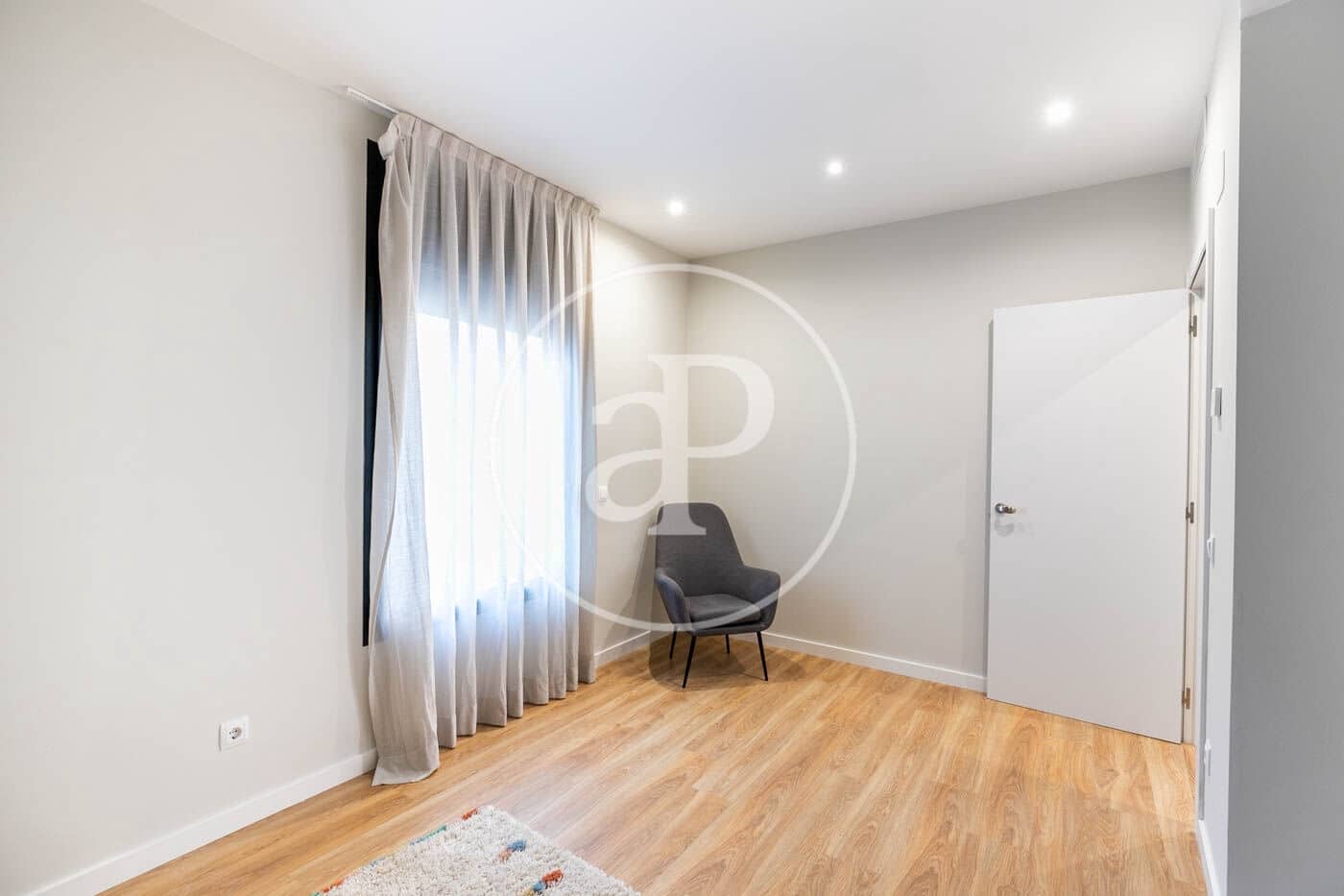2 Zimmer Apartment zu vermieten in Barcelona Stadt - 2.150 € (Ref: 8986699)