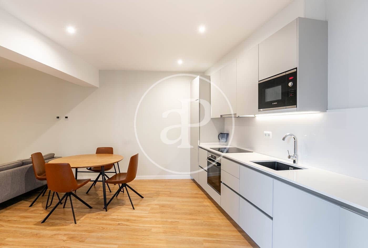 2 Zimmer Apartment zu vermieten in Barcelona Stadt - 2.150 € (Ref: 8986699)