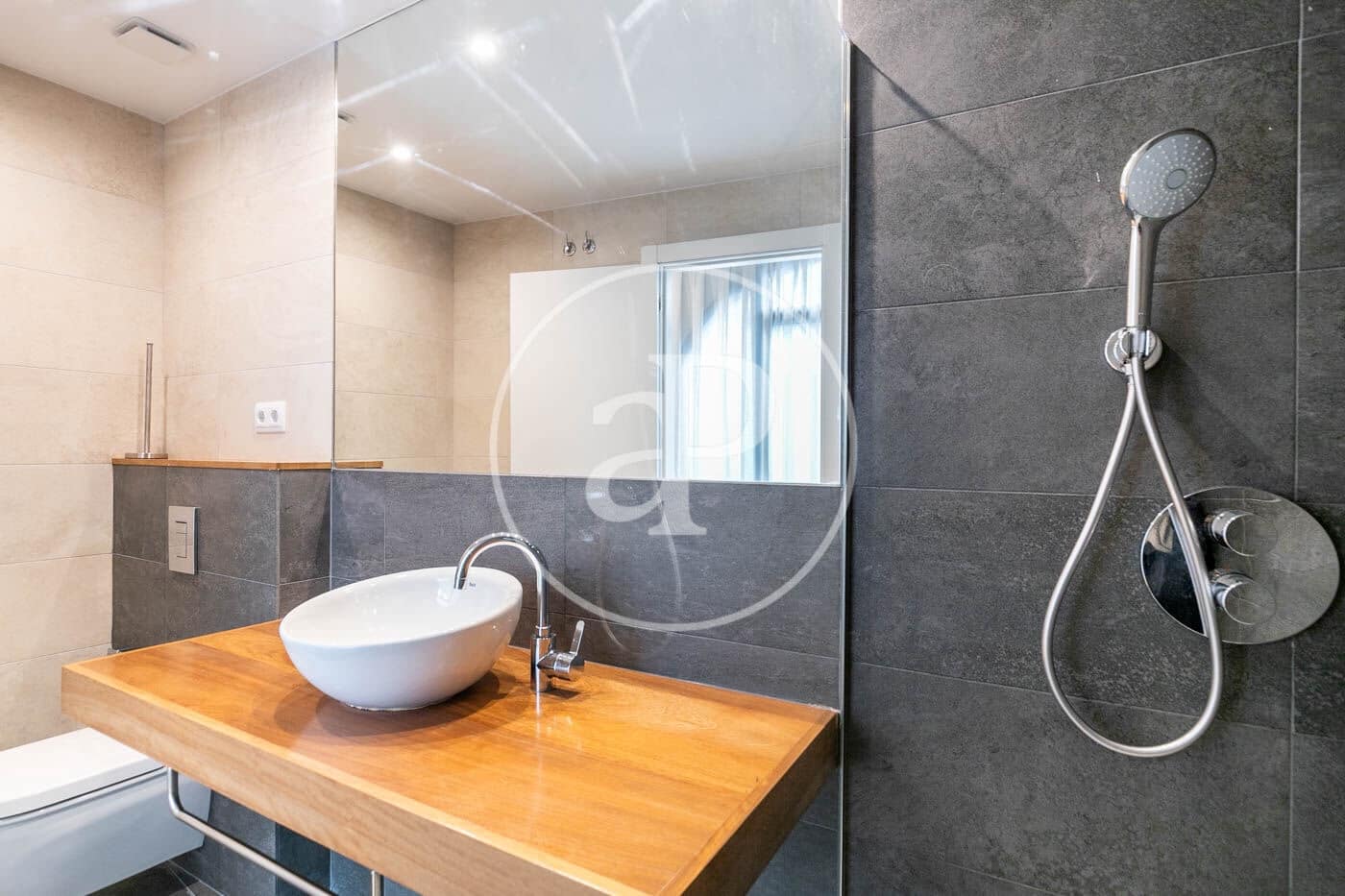 2 Zimmer Apartment zu vermieten in Barcelona Stadt - 2.150 € (Ref: 8986699)