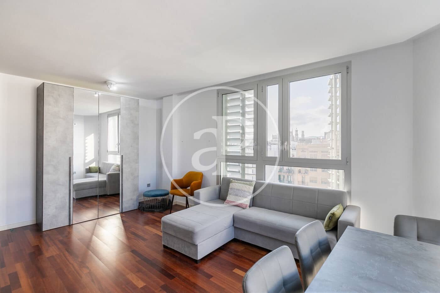 2 soverom Leilighet til leie i Barcelona by med garasje - € 1 900 (Ref: 8986700)