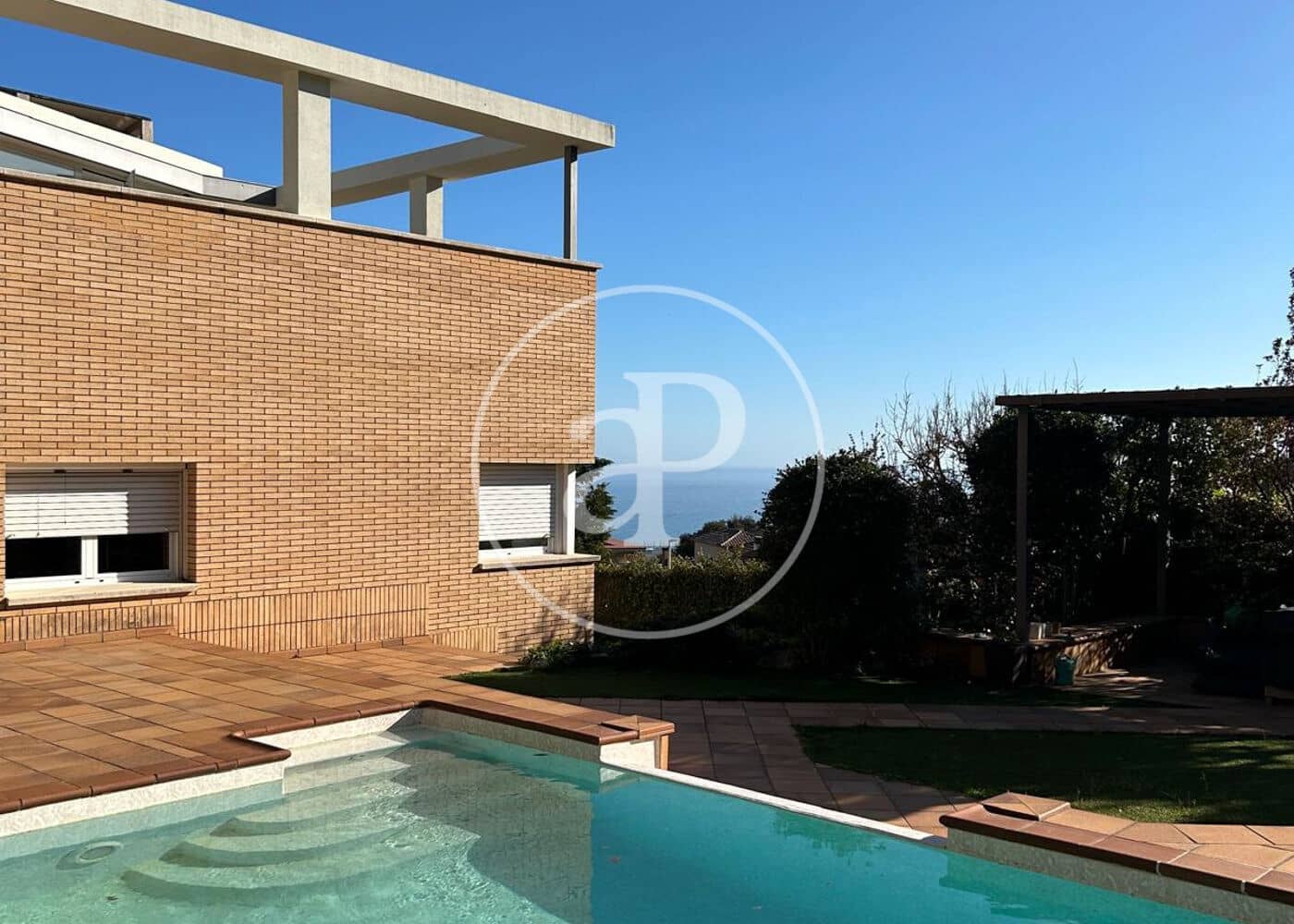 5 soveværelse Villa til salg i Teia med swimmingpool - € 1.180.000 (Ref: 8986704)