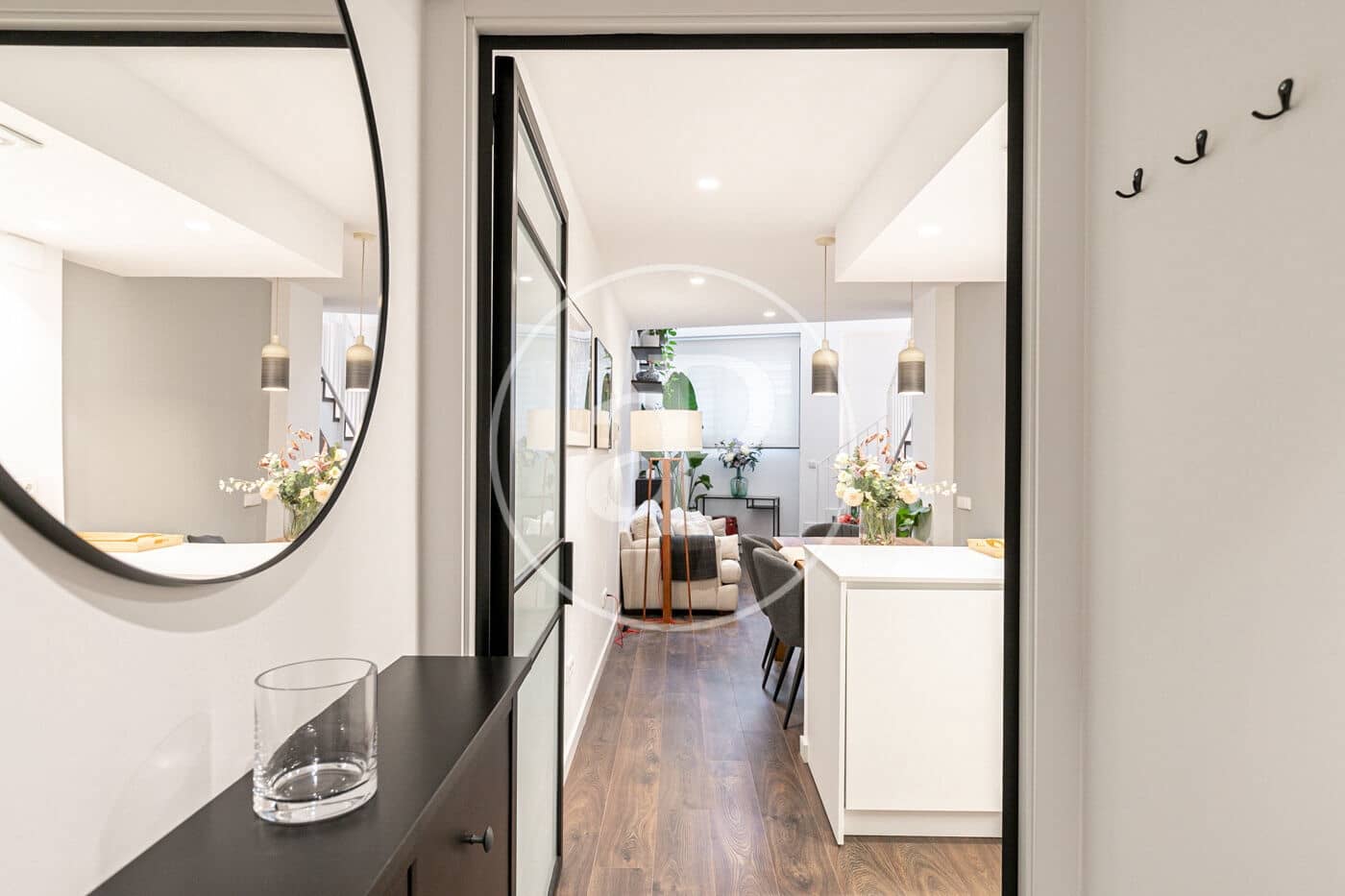 Appartement de 2 chambres à louer à Barcelone ville - 1 990 € (Ref: 8986716)