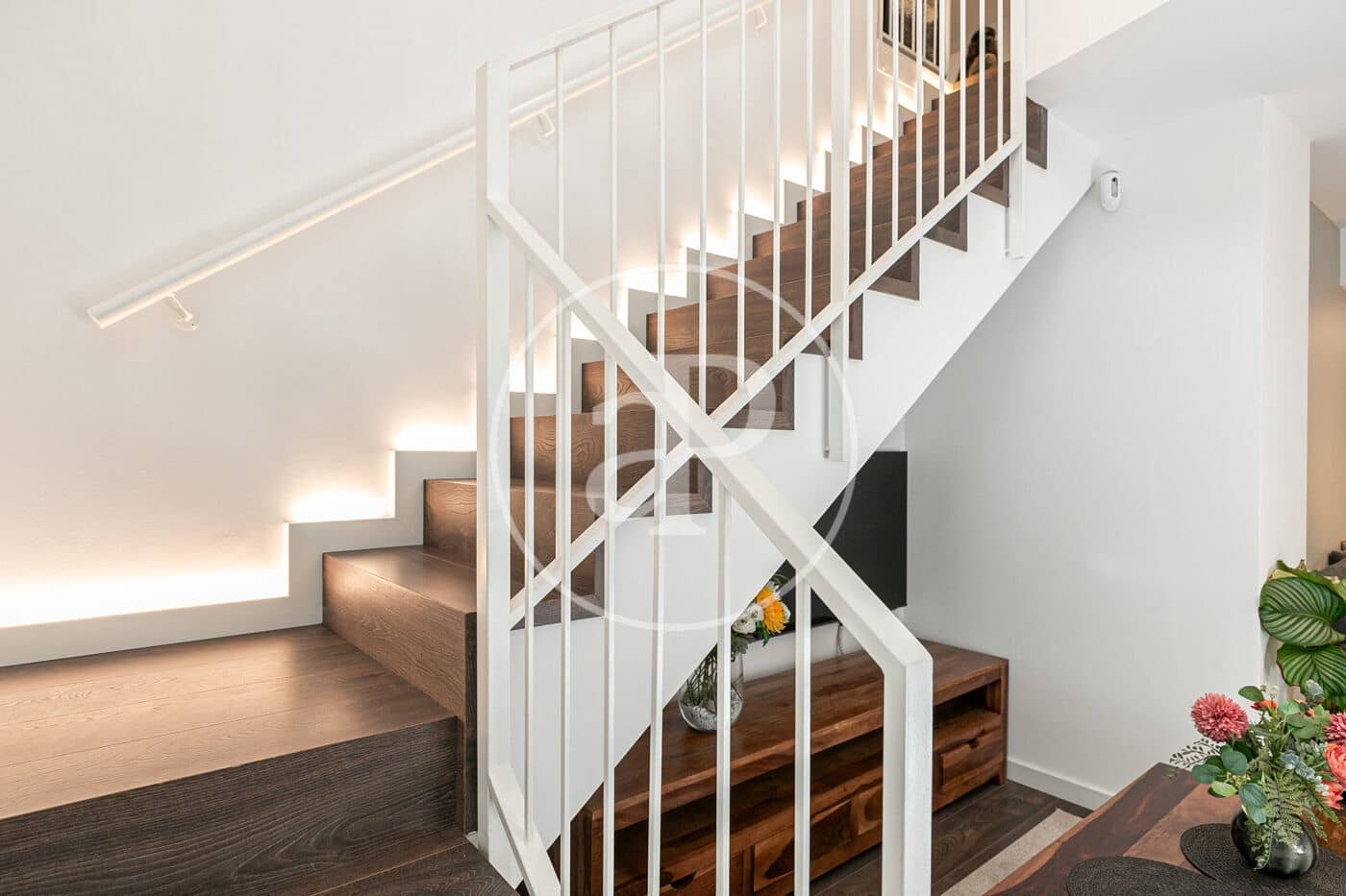 Appartement de 2 chambres à louer à Barcelone ville - 1 990 € (Ref: 8986716)