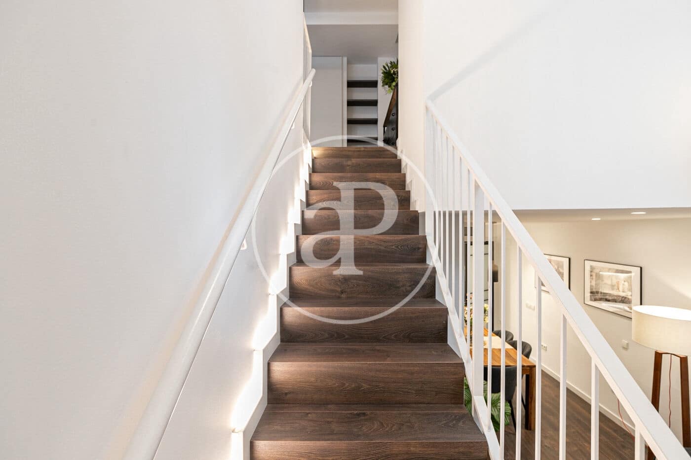 Appartement de 2 chambres à louer à Barcelone ville - 1 990 € (Ref: 8986716)