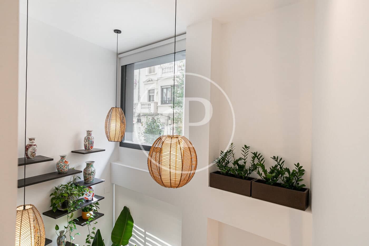 Appartement de 2 chambres à louer à Barcelone ville - 1 990 € (Ref: 8986716)