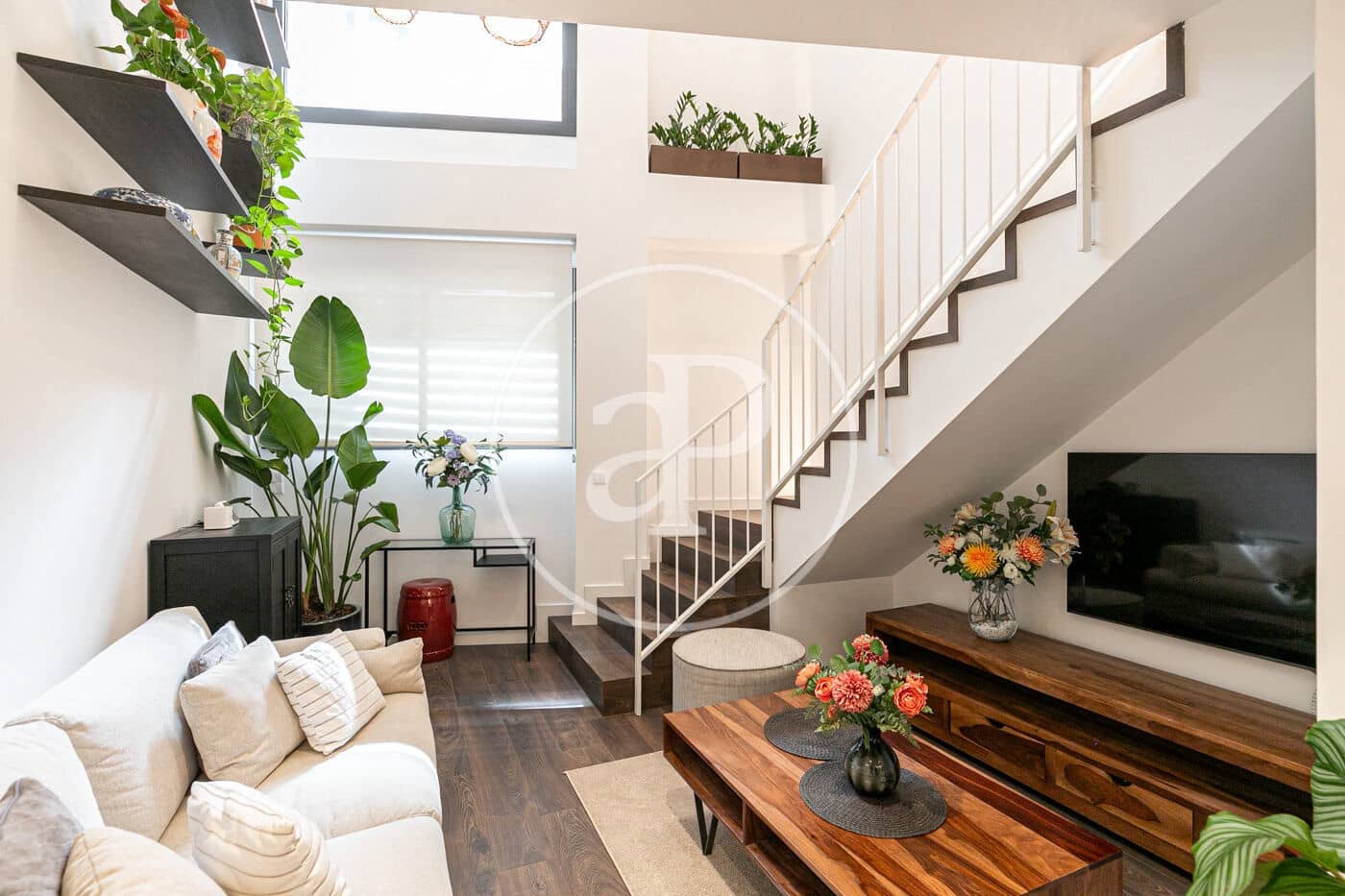 Appartement de 2 chambres à louer à Barcelone ville - 1 990 € (Ref: 8986716)