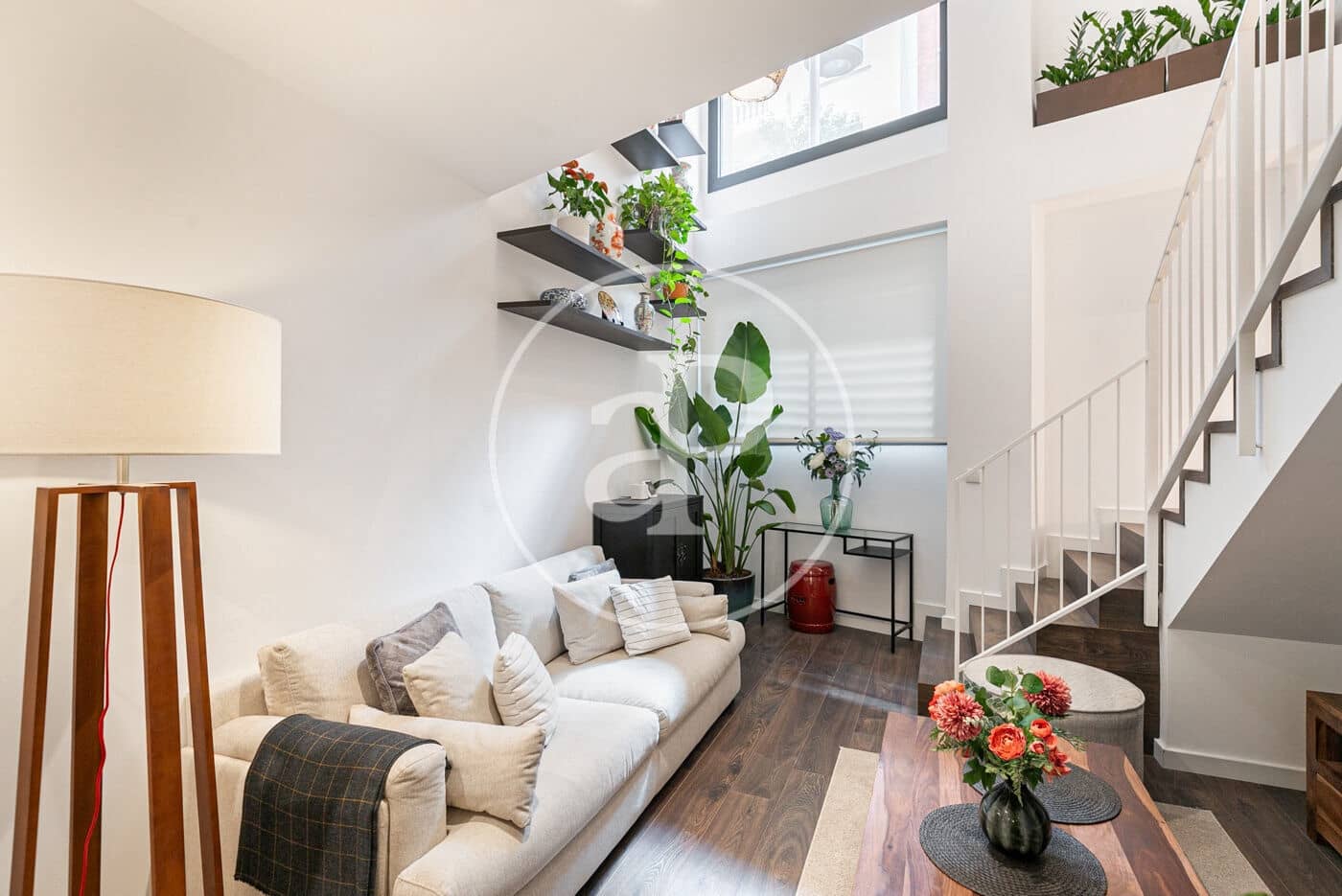 Appartement de 2 chambres à louer à Barcelone ville - 1 990 € (Ref: 8986716)