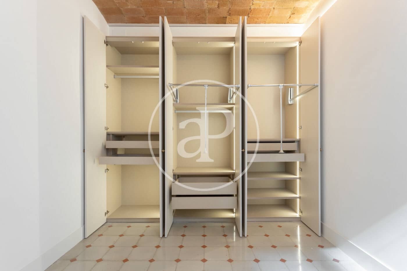 3 soverom Leilighet til salgs i Barcelona by - € 785 000 (Ref: 8986718)