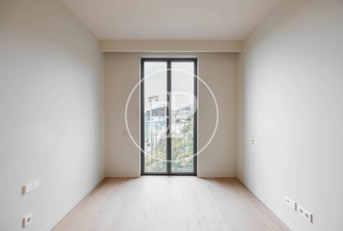 3 soveværelse Lejlighed til leje i Barcelona by med swimmingpool - € 4.950 (Ref: 8986729)