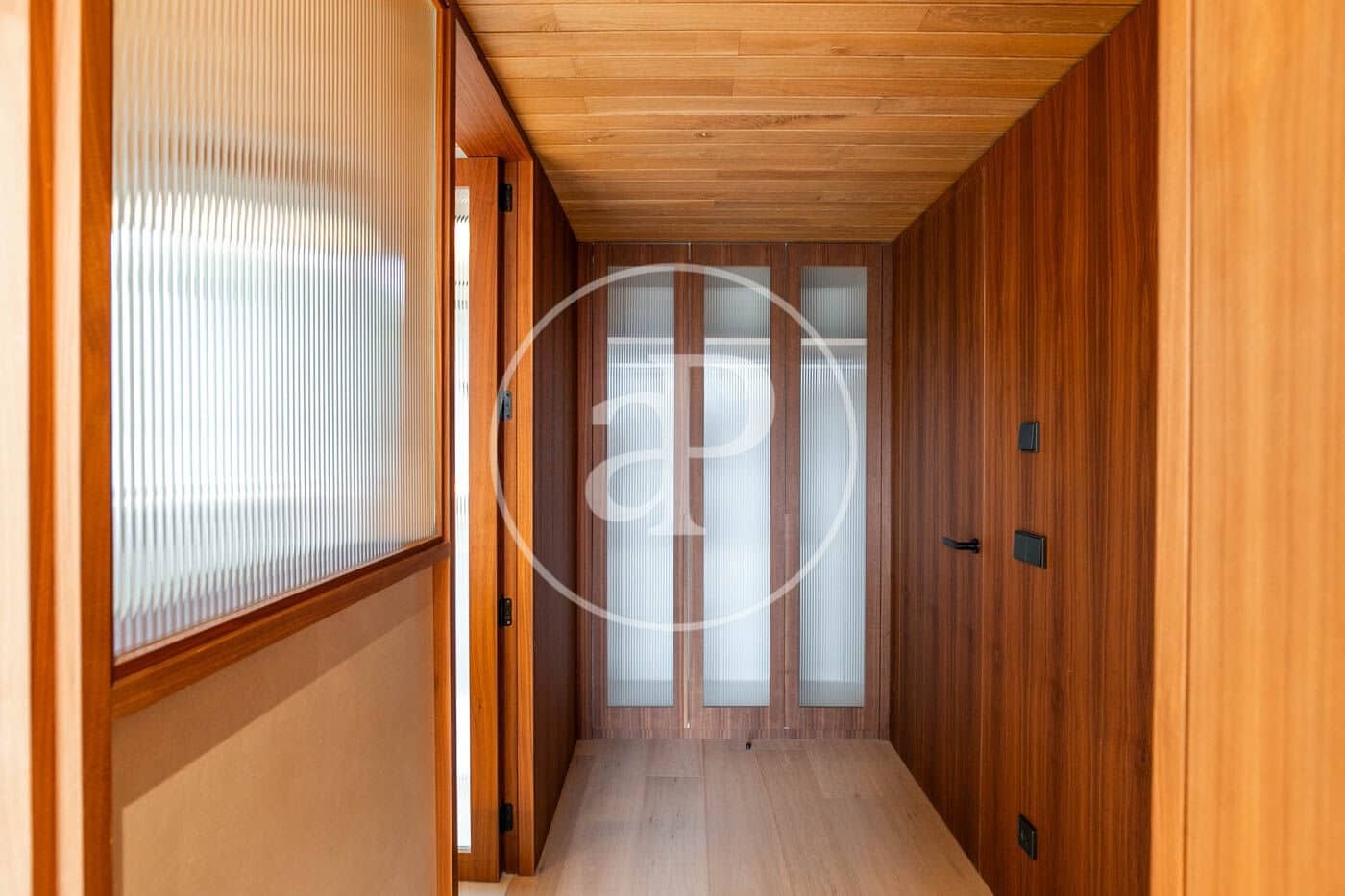 3 soveværelse Lejlighed til leje i Barcelona by med swimmingpool - € 4.950 (Ref: 8986729)